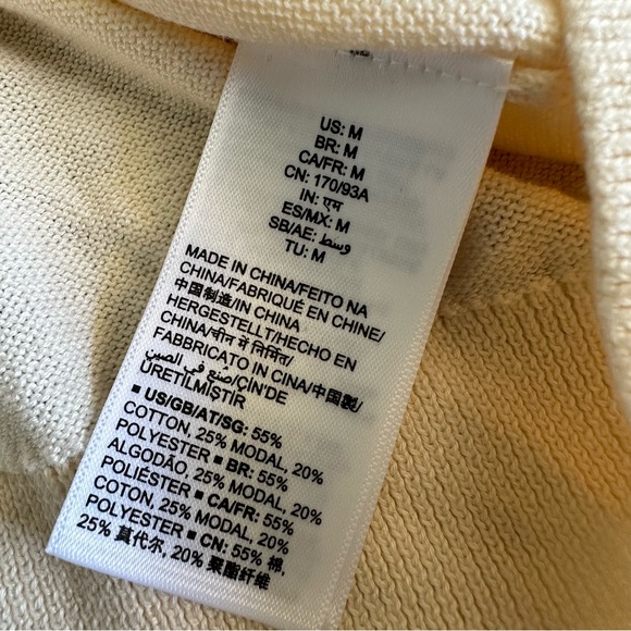 Amazon Essentials Size Medium Pastel Long Sleeved Knit Sweater Top Vneck - Picture 6 of 6